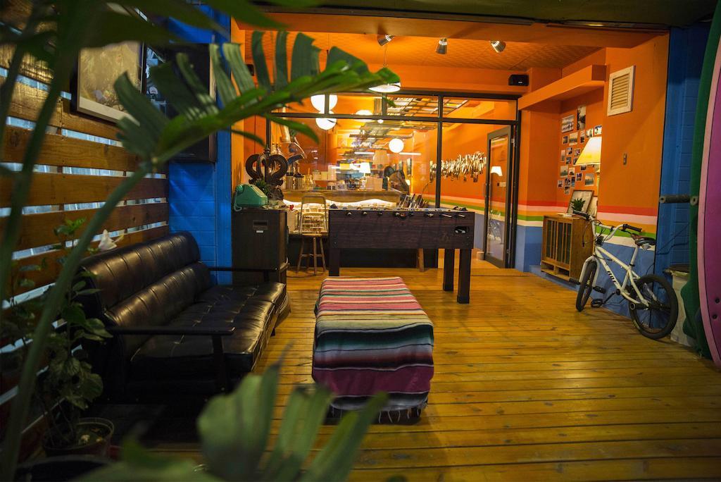Rainbow Wave Surfing Hostel ย่านเมืองเก่าเฮ้งชุน ภายนอก รูปภาพ